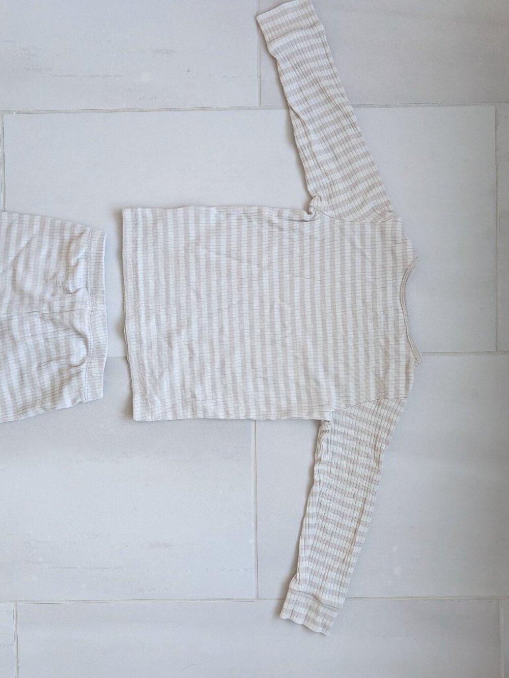 (4/$20) H&M - Ribbed Cotton Set - Picture 7 of 8
